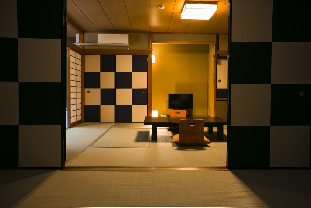 Yugawara-Onsen Komachikan Εξωτερικό φωτογραφία